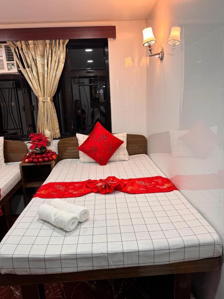 Traveller'S Hostel Хонконг Екстериор снимка
