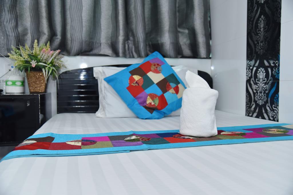 Traveller'S Hostel Хонконг Екстериор снимка